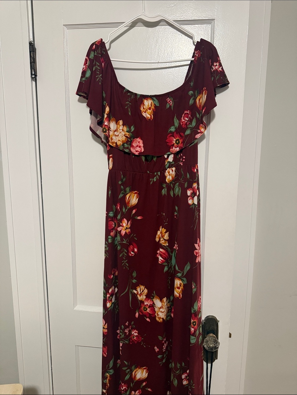nine britton Burgundy Floral Off-Shoulder Maxi Dress